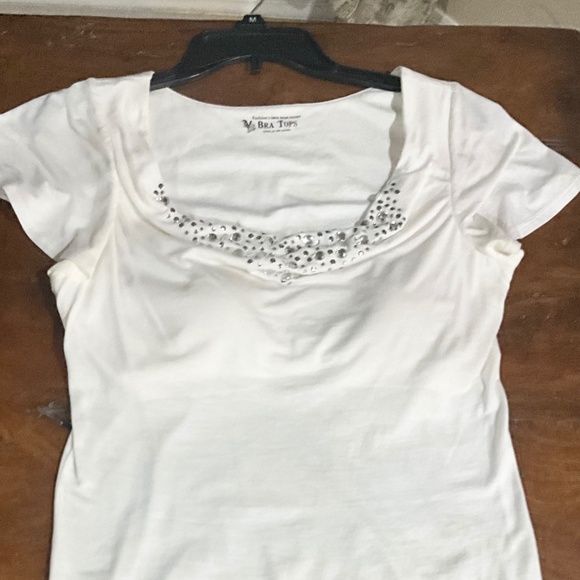 Bra Tops White Scoopneck Draped Capsleeve Top w Rhinestone Embellishments Sz M - Picture 4 of 10